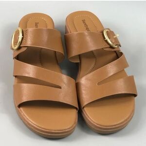 BareTraps Romeo Women’s Brown Strappy Buckle Sandals